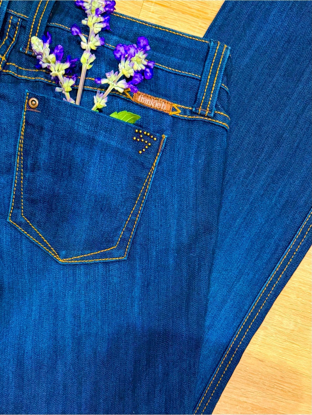 ✨Frankie B. Vintage Y2K Grails F Pocket Slim Bootcut Jeans✨- Sz 28